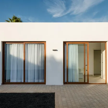 Lena - Vipvipvillas *