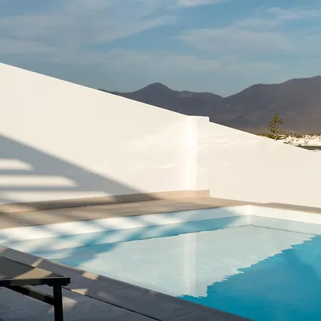 Lena - Vipvipvillas *