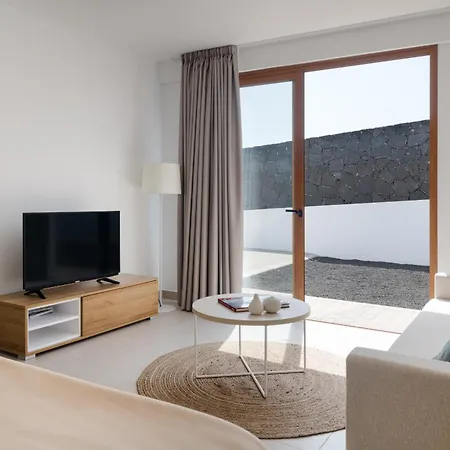 Lena - Vipvipvillas *