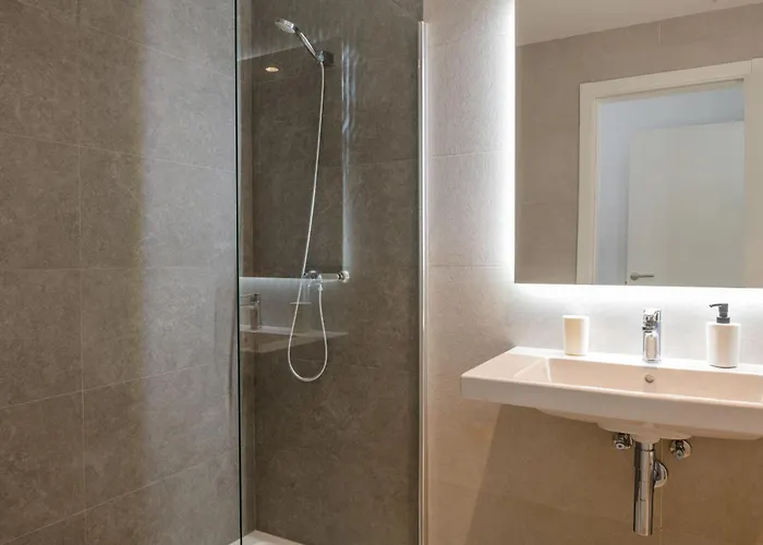 Lena - Vipvipvillas פלאיה בלנקה