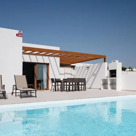 Lena - Vipvipvillas Playa Blanca (Lanzarote)